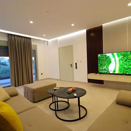 Luxury Jo-an * Ksamil