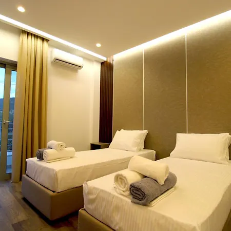 Luxury Jo-an * Ksamil