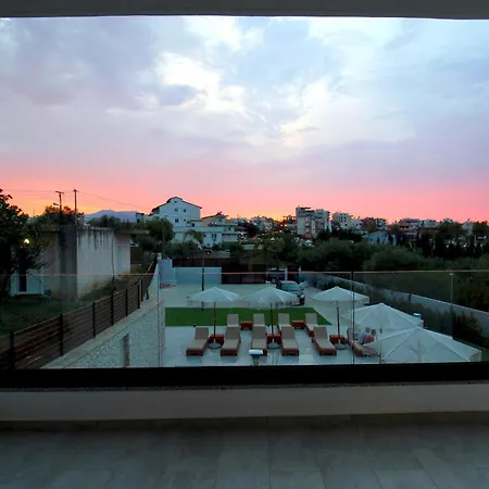 Luxury Jo-an * Ksamil