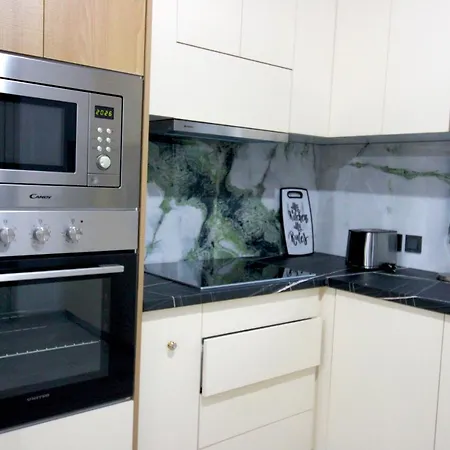 Luxury Jo-an Apartment