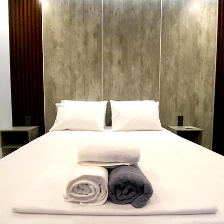 Luxury Jo-an *