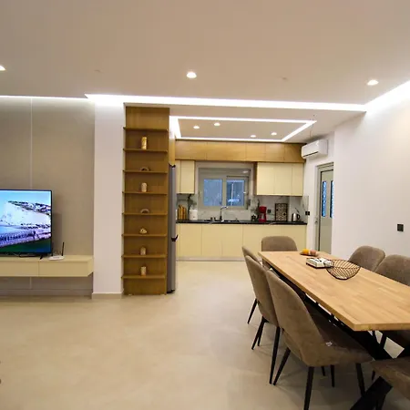 Luxury Jo-an * Ksamil